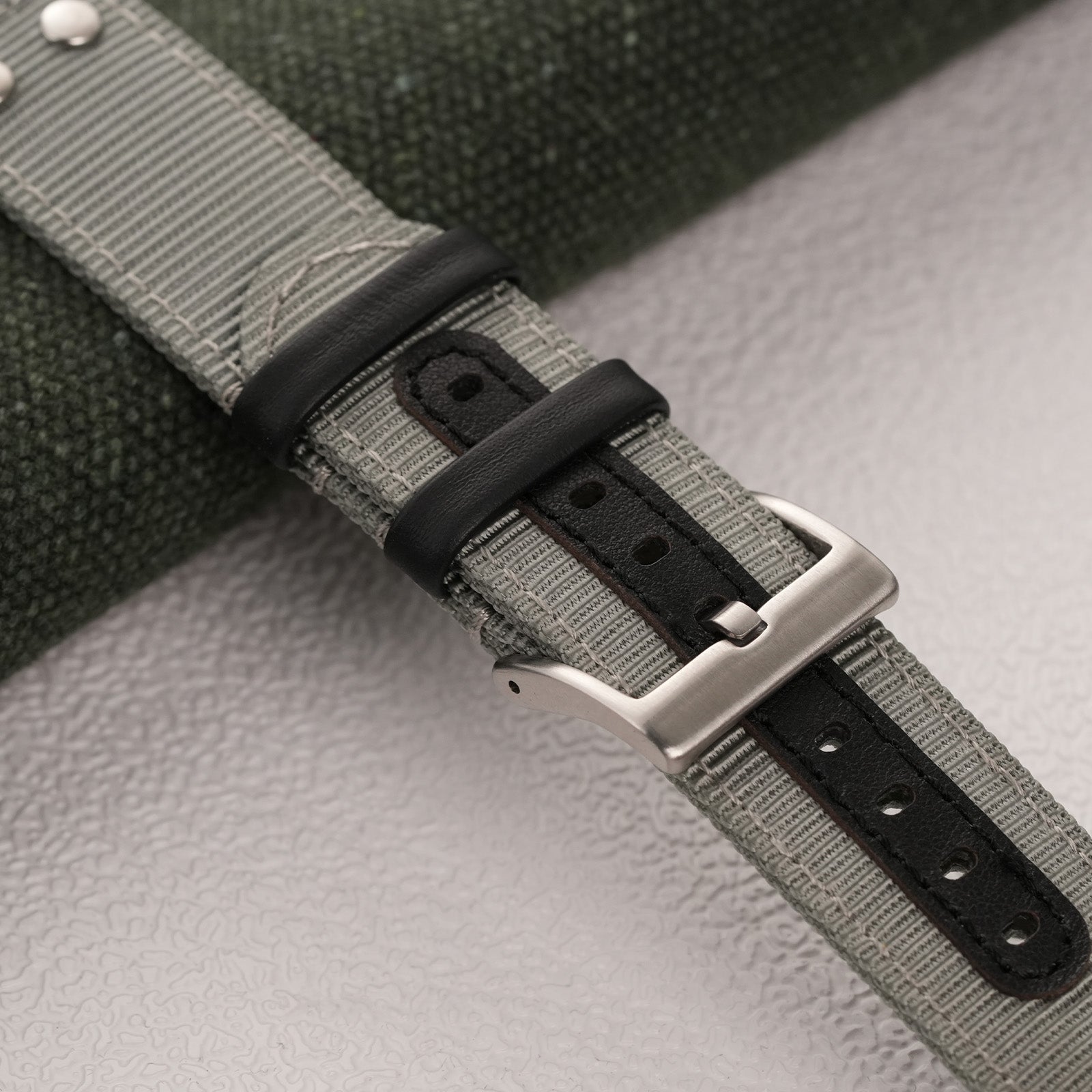 Militado Easy Release Nylon Watch Strap  20mm/22mm